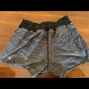 Lululemon Tracker Short IV 2-way Stretch 4”
